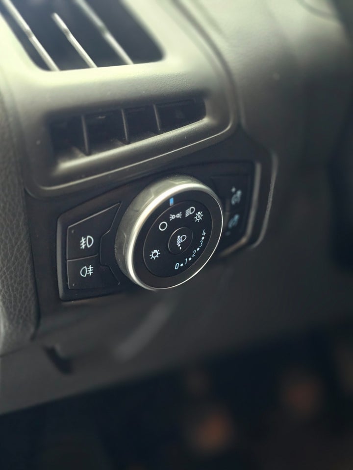 Ford Focus 1,0 SCTi 125 Edition stc. 5d