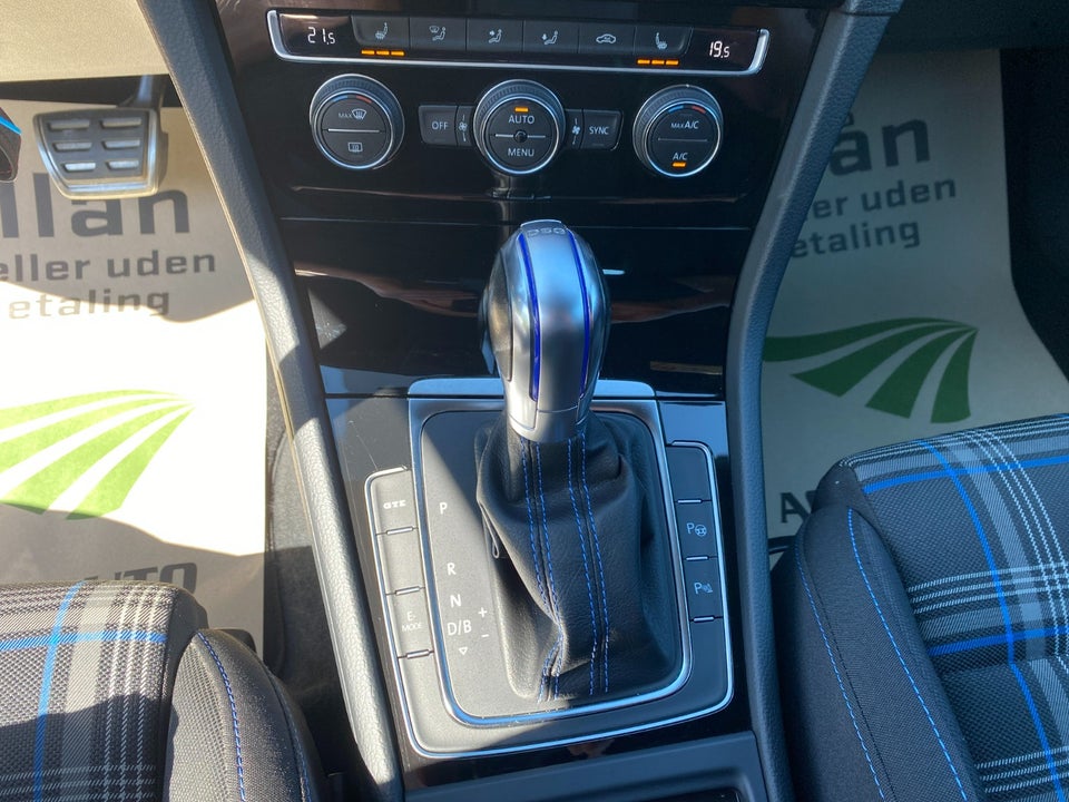VW Golf VII 1,4 GTE DSG 5d