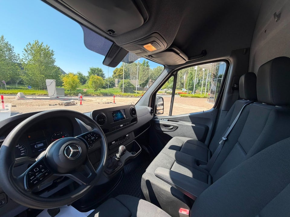 Mercedes Sprinter 214 2,2 CDi A2 Kassevogn FWD