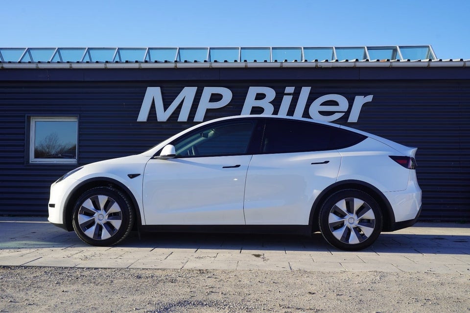 Tesla Model Y RWD 5d