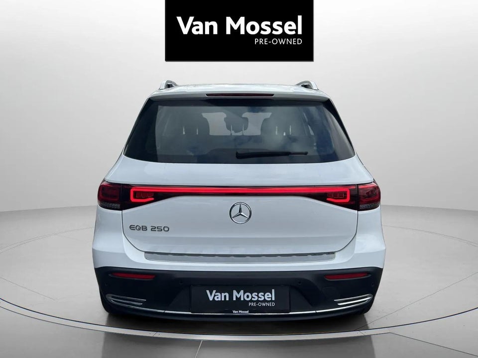 Mercedes EQB250 Progressive 5d
