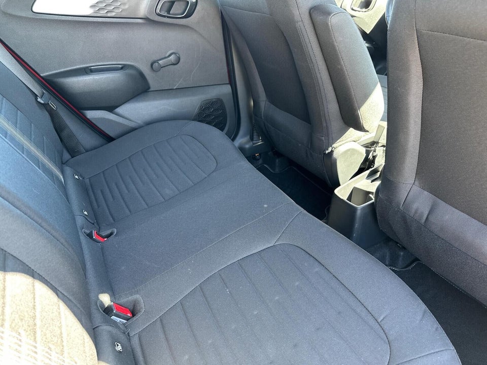 Hyundai i10 1,0 MPi Essential AMT 5d