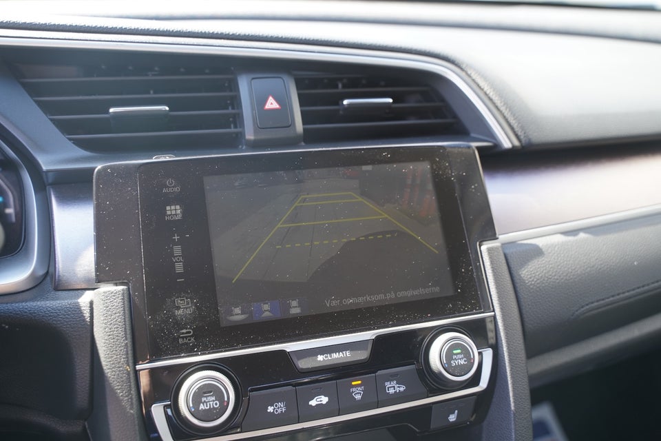 Honda Civic 1,6 i-DTEC Elegance 4d
