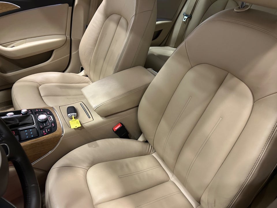 Audi A6 3,0 TDi 204 S-line Avant Multitr. 5d