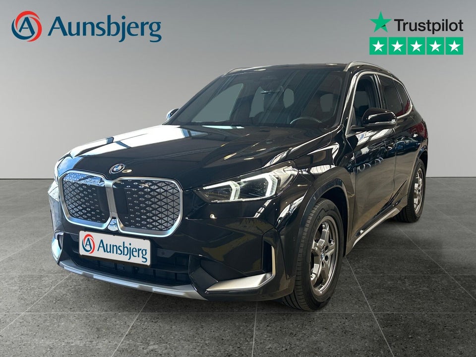 BMW iX1 eDrive20 X-Line 5d