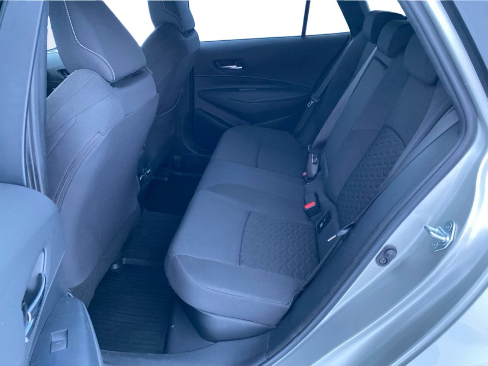 Toyota Corolla 1,8 Hybrid H3 Smart Touring Sports MDS 5d