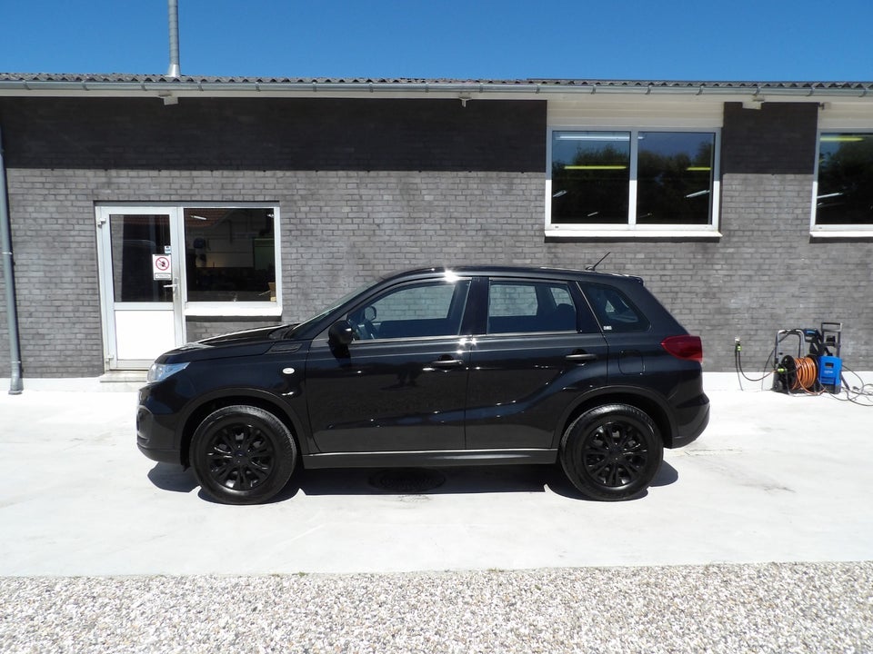 Suzuki Vitara 1,0 Boosterjet Club 5d