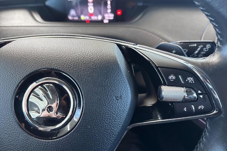 Skoda Enyaq 80 iV Suite 5d