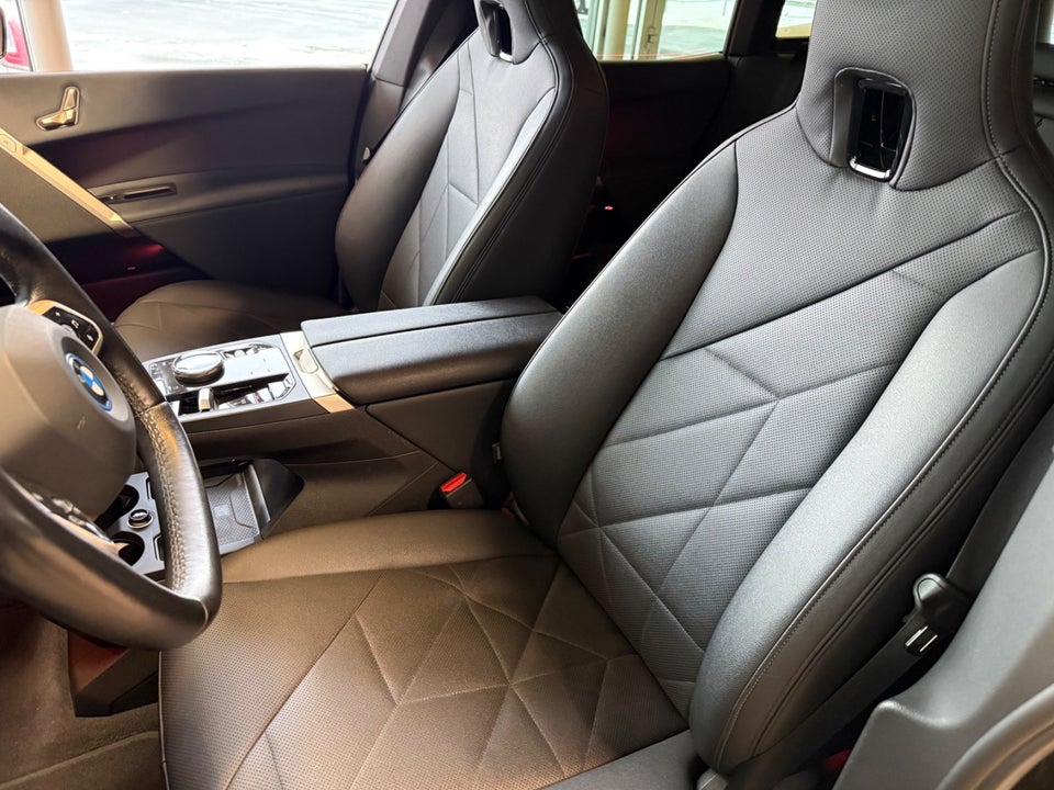 BMW iX xDrive50 Supercharged 5d