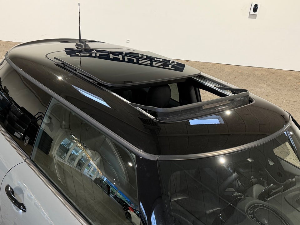 MINI Cooper SE Maximise 3d