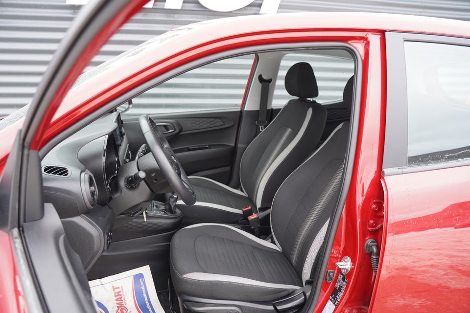 Hyundai i10 1,0 MPi Essential AMT 5d