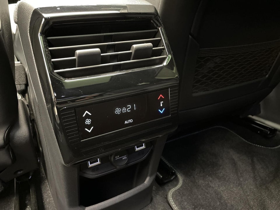 Peugeot e-5008 77 GT 7prs 5d