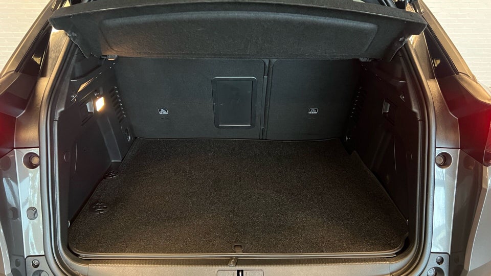 Peugeot 3008 1,6 Hybrid First GT EAT8 5d