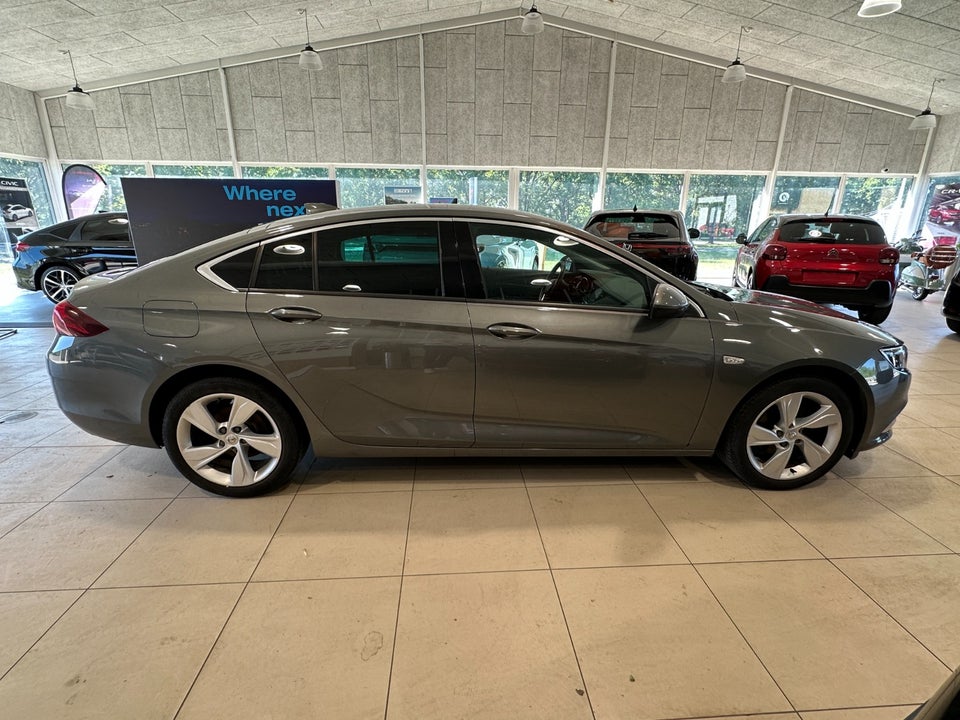 Opel Insignia 1,5 T 165 Dynamic Grand Sport 5d