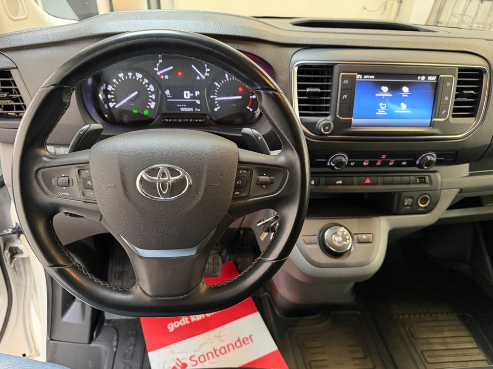 Toyota ProAce 2,0 D 120 Long Comfort Master aut. 5d