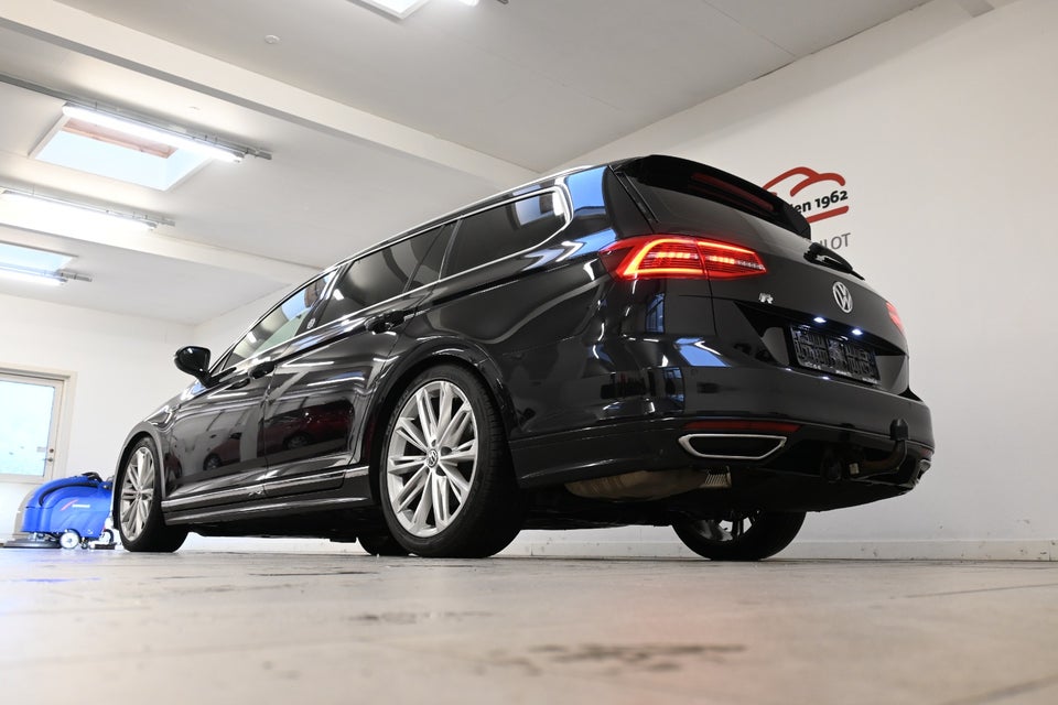 VW Passat 2,0 TDi 190 R-line Variant DSG 5d