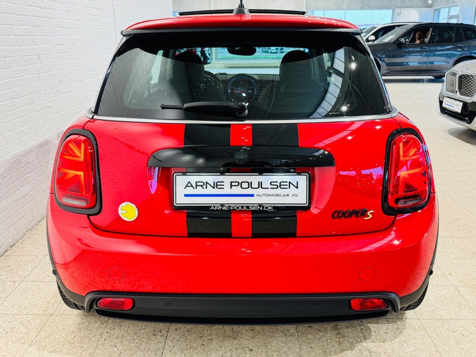 MINI Cooper SE Classic Trim 3d