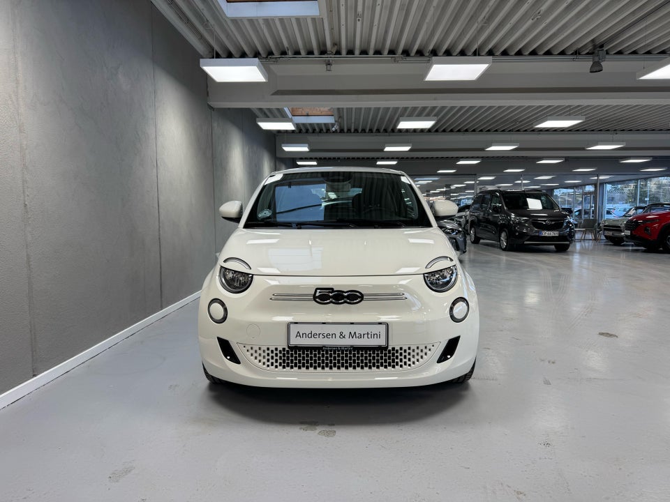 Fiat 500e 42 Icon 3d