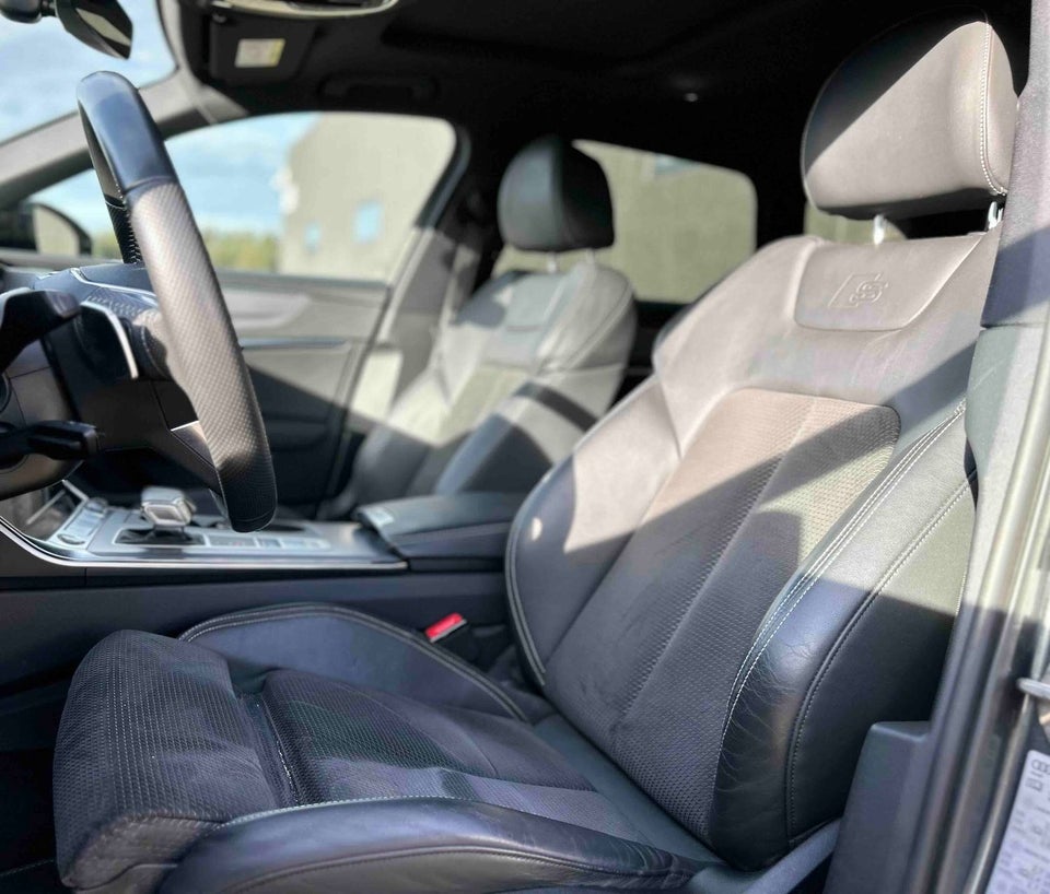 Audi A6 55 TFSi e Sport Avant quattro S-tr. 5d