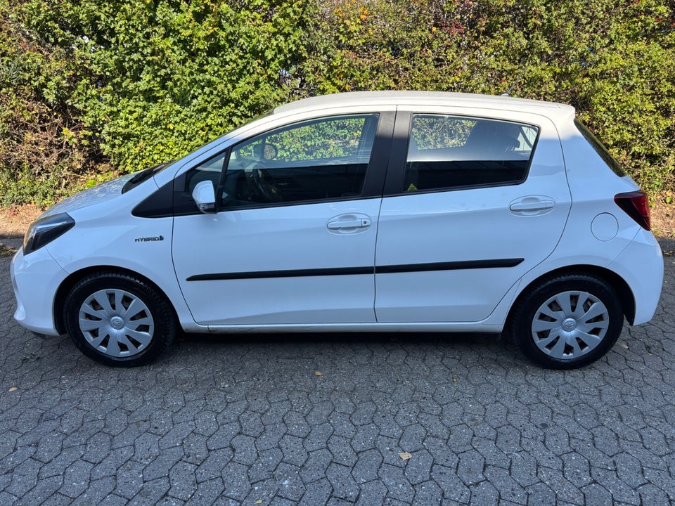 Toyota Yaris 1,5 Hybrid H2 Premium e-CVT 5d