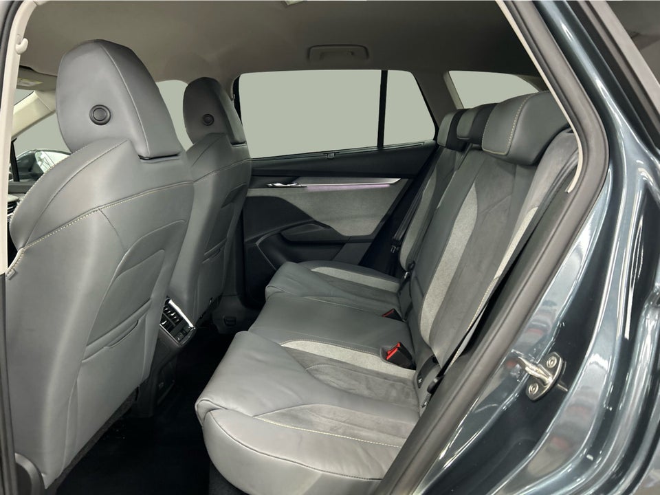 Skoda Enyaq 80 iV Lounge 5d
