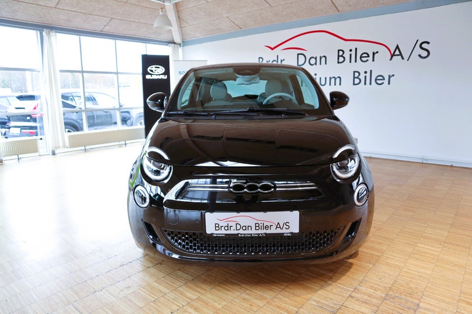 Fiat 500e 42 la Prima by Bocelli 3d