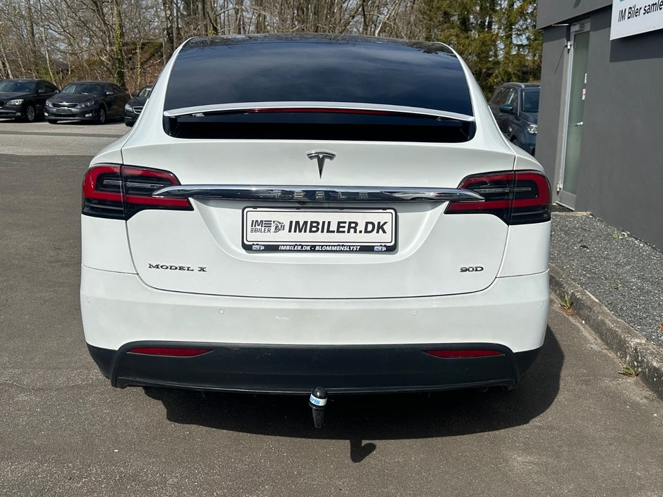 Tesla Model X 90D 5d