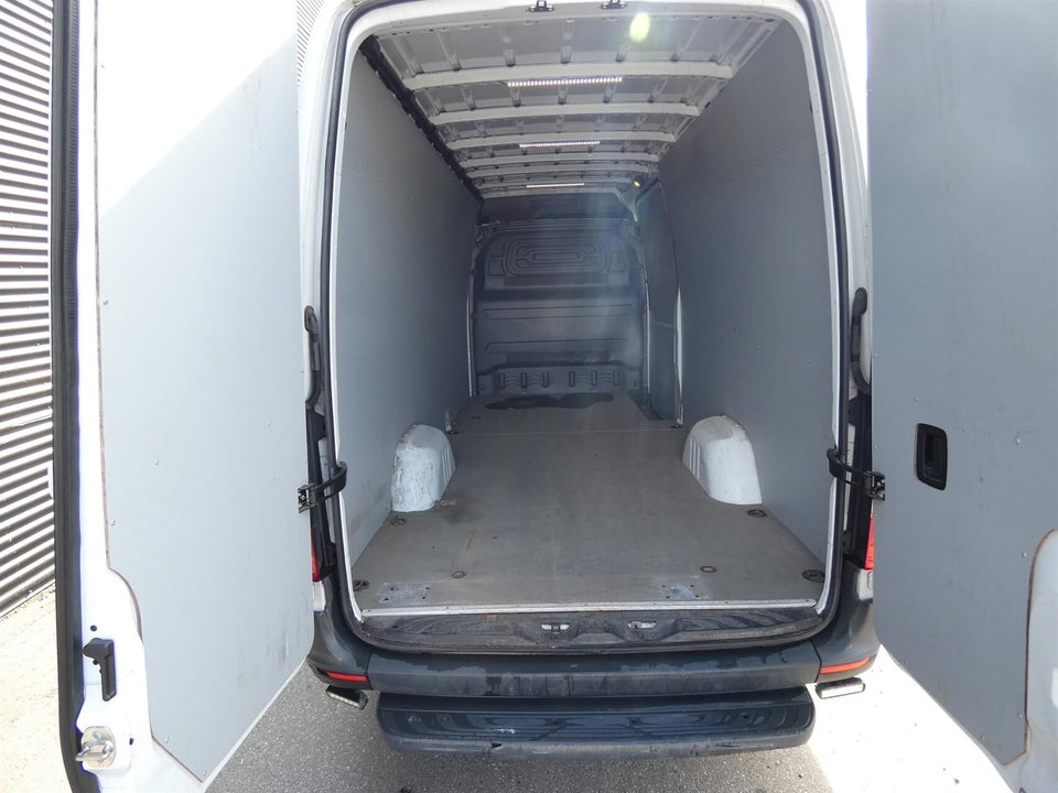 Mercedes Sprinter 317 2,0 CDi A3 Kassevogn aut. RWD