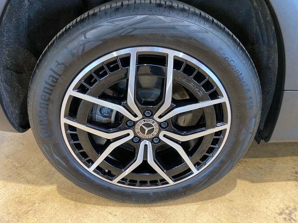 Mercedes EQB300 AMG Line 4Matic 5d