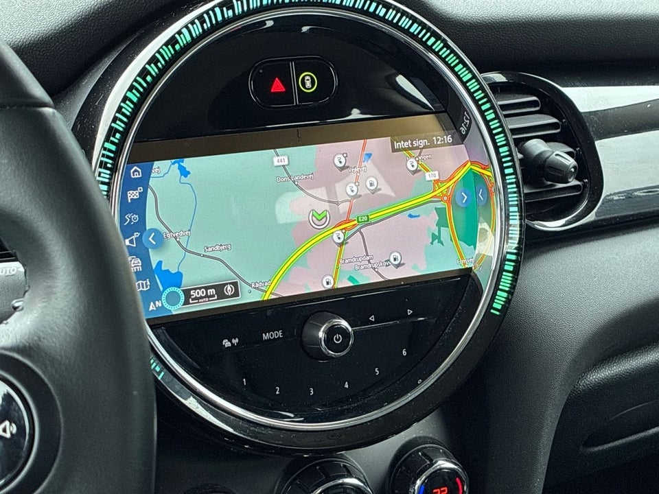 MINI Cooper SE Essential 3d