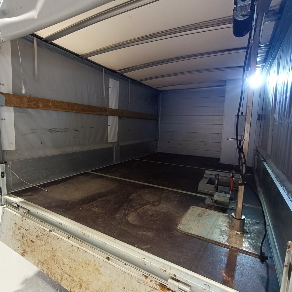 Mercedes Sprinter 317 2,0 CDi A3 Db.Kab aut. RWD 4d