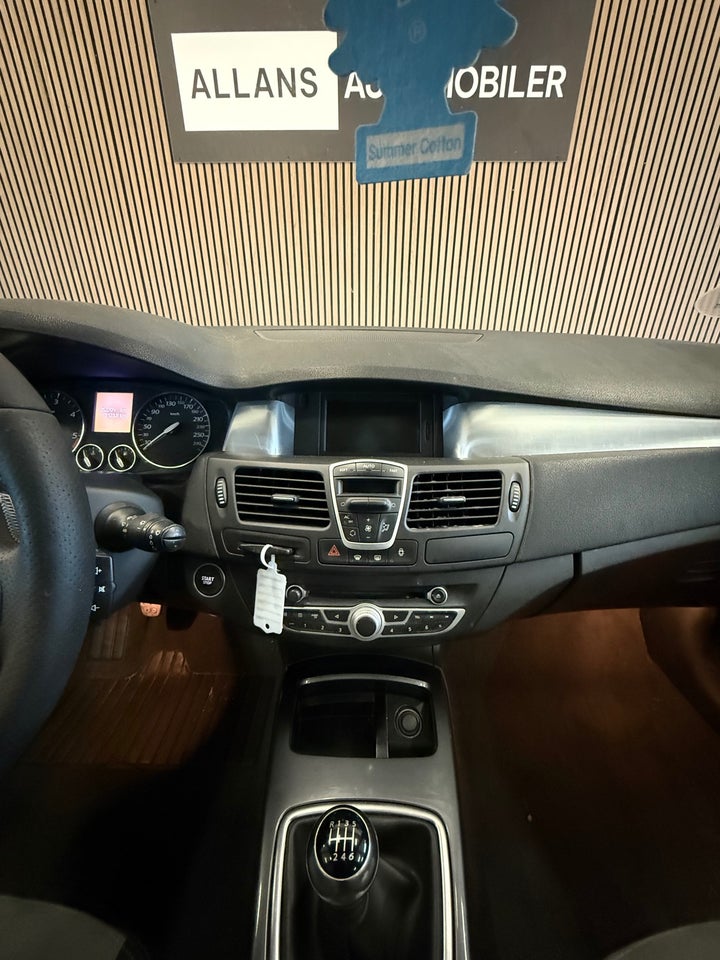 Renault Laguna III 2,0 dCi 150 Dynamique Sport Tourer 5d