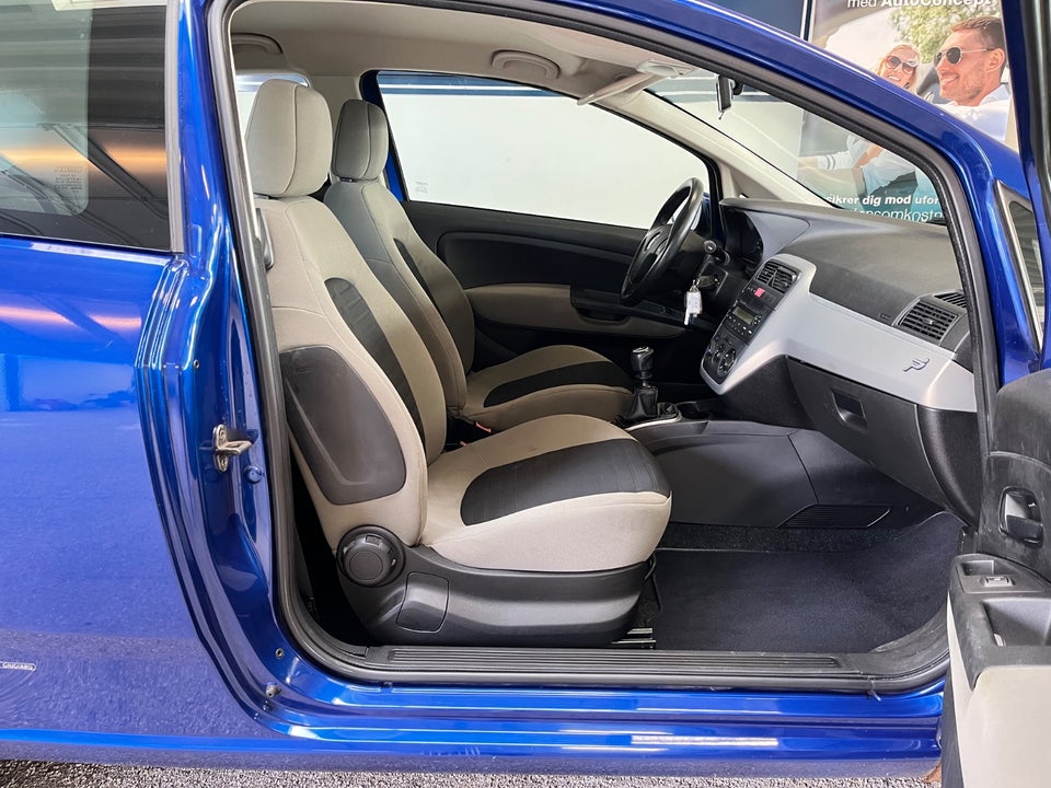 Fiat Punto 1,2 16V Dynamic 3d