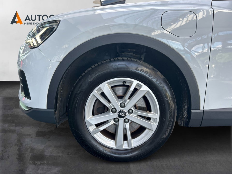 Audi Q3 45 TFSi e Attitude plus S-tr. 5d