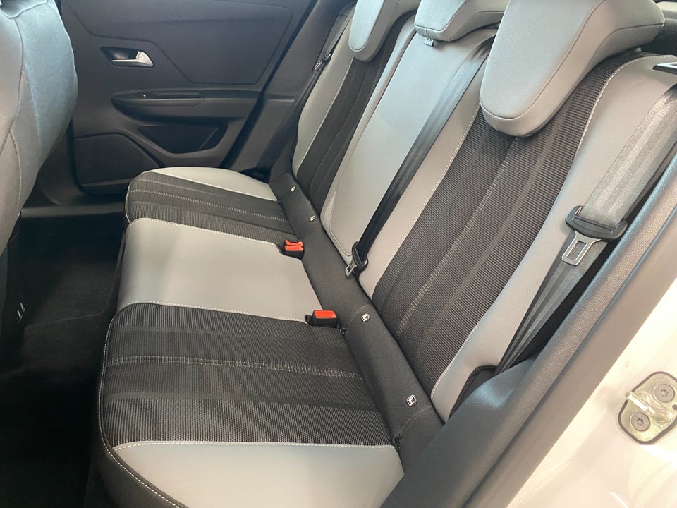 Opel Mokka-e 50 Elegance 5d