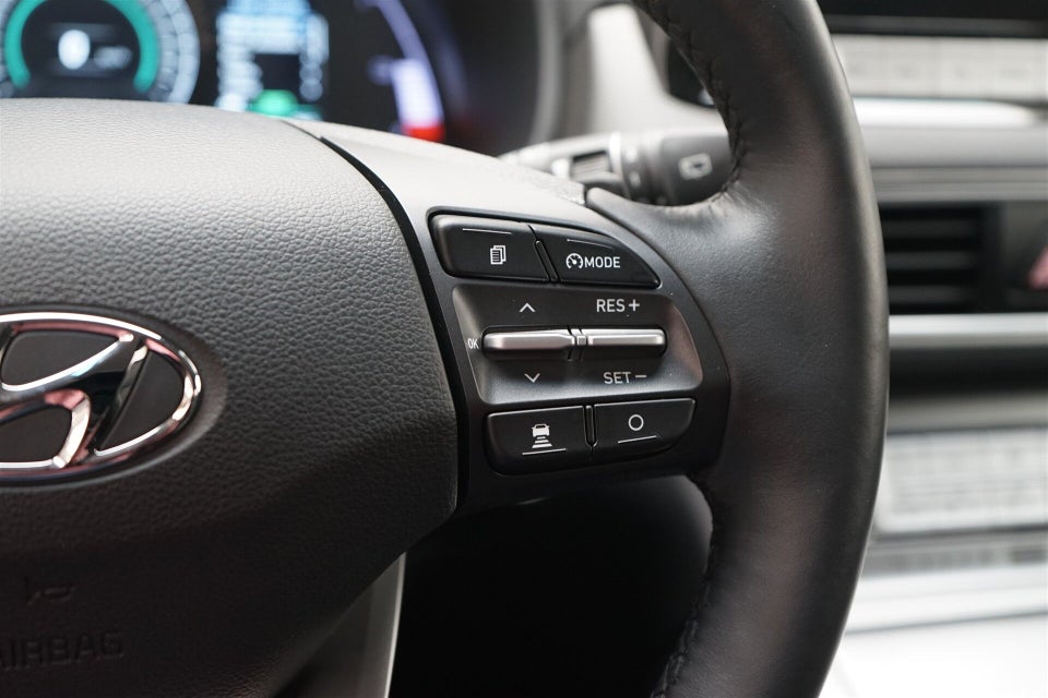 Hyundai Kona 64 EV Premium 5d