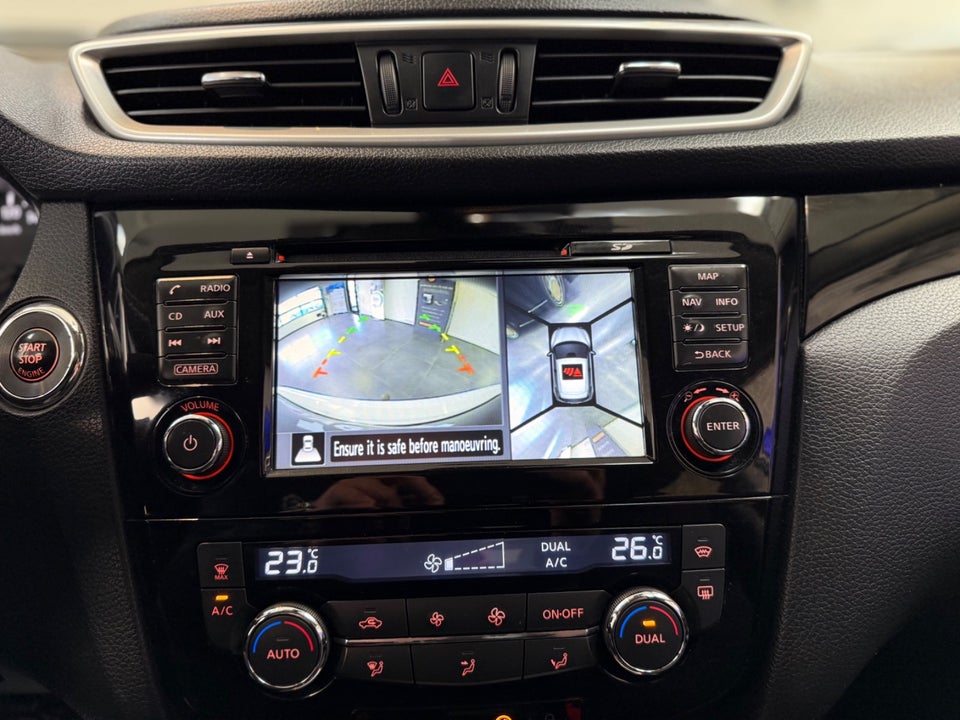 Nissan Qashqai 1,2 Dig-T 115 Tekna 5d