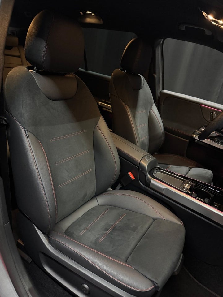 Mercedes EQB300 AMG Line 4Matic 7prs 5d