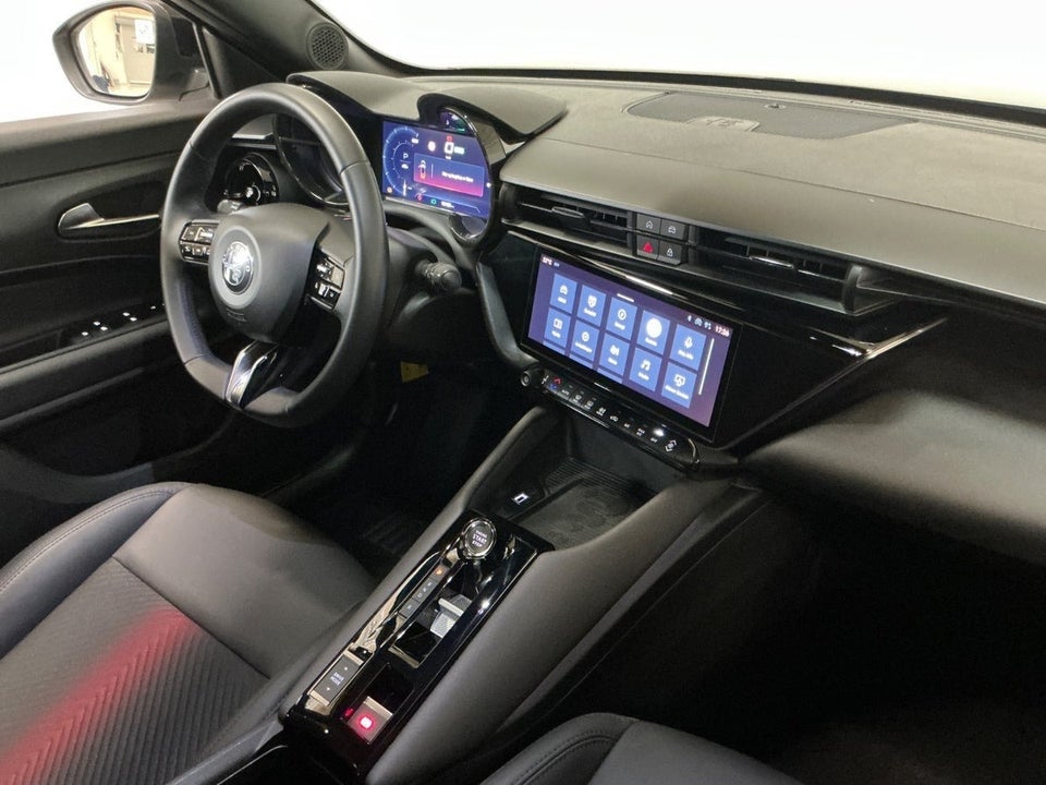 Alfa Romeo Junior Elettrica Speciale 5d