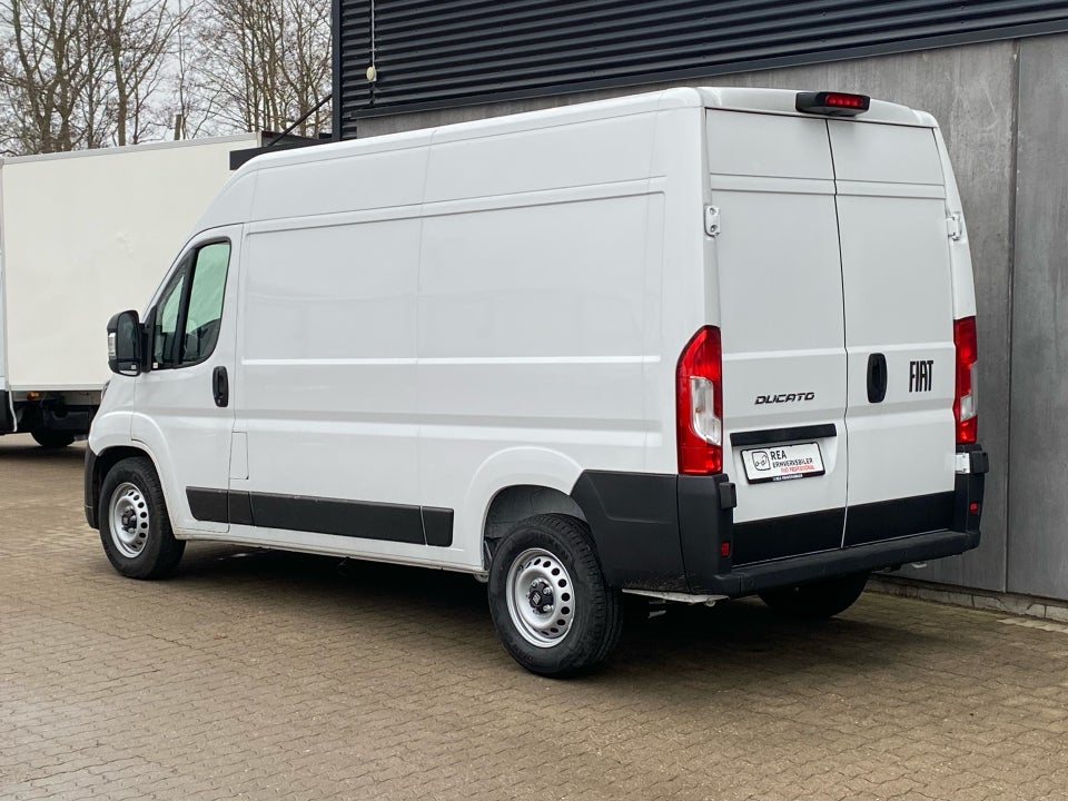 Fiat Ducato 35 Maxi 2,2 MJT 180 Kassevogn L2H2 Pro aut.