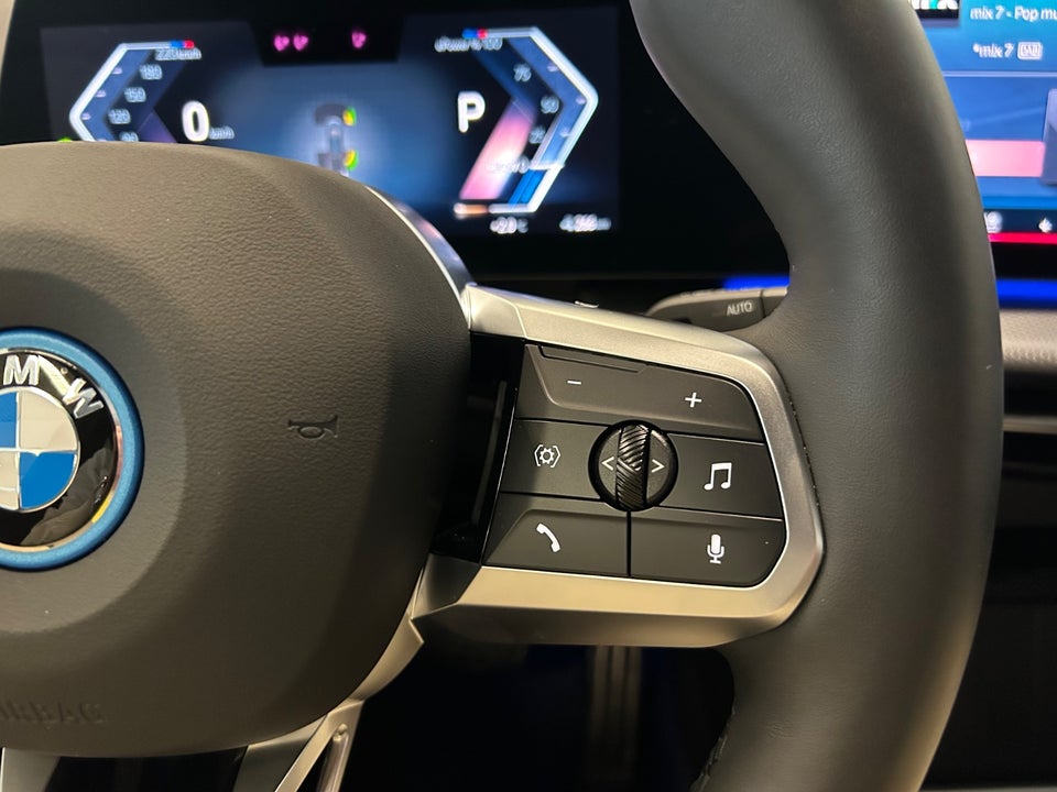 BMW iX1 xDrive30 Fully Charged M-Sport 5d