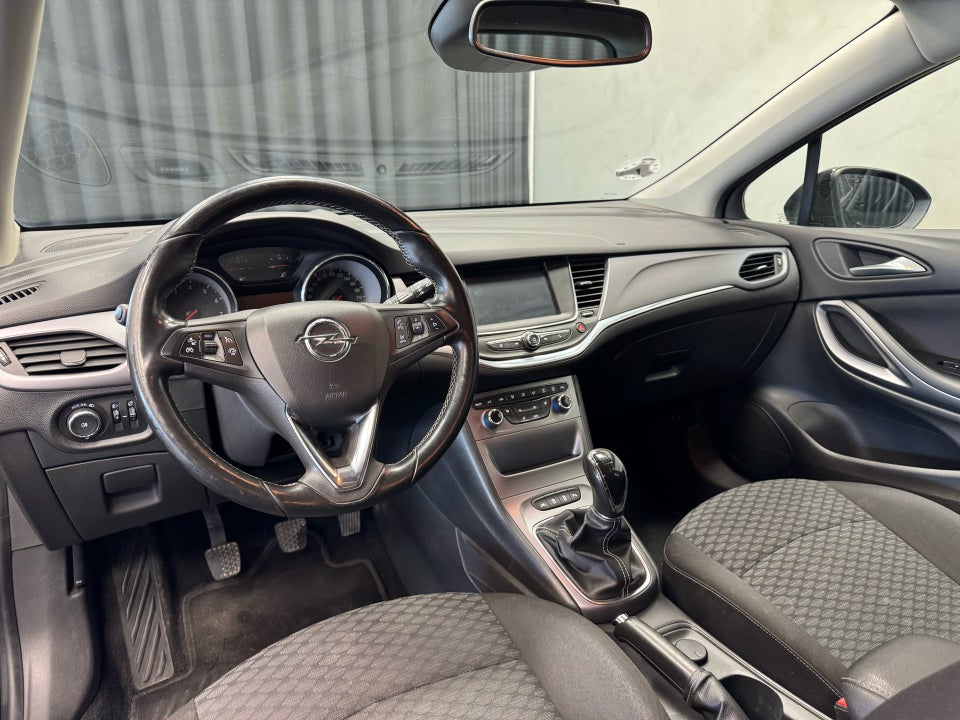 Opel Astra 1,0 T 105 Enjoy Sports Tourer 5d