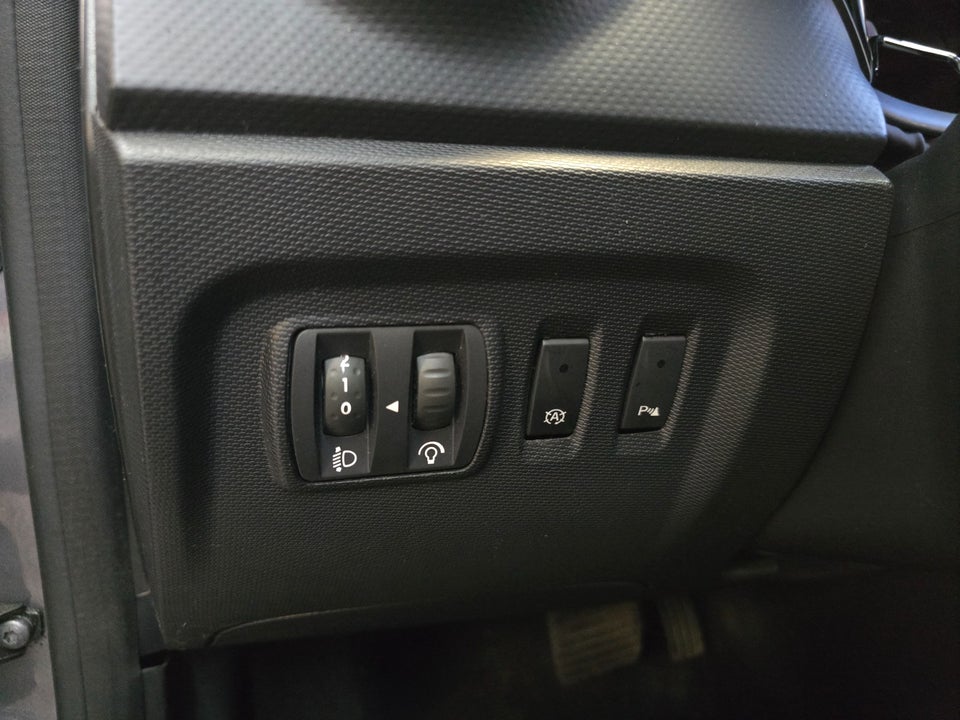 Renault Captur 1,2 TCe 120 Expression EDC 5d