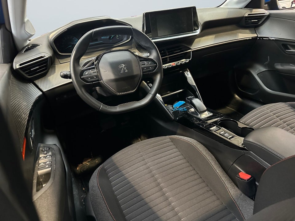 Peugeot e-208 50 Active 5d
