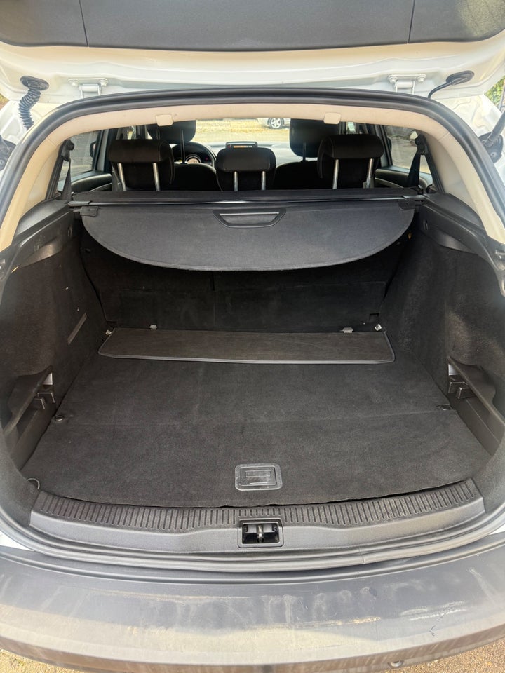 Renault Megane III 1,5 dCi 110 Expression aut. 5d