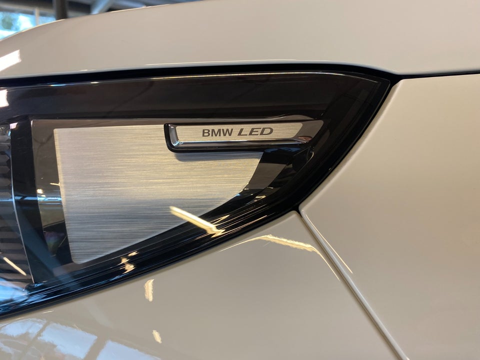 BMW iX1 xDrive30 X-Line 5d