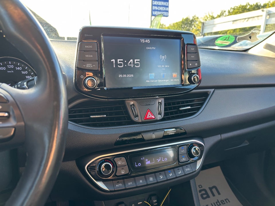 Hyundai i30 1,4 T-GDi Trend stc. DCT 5d