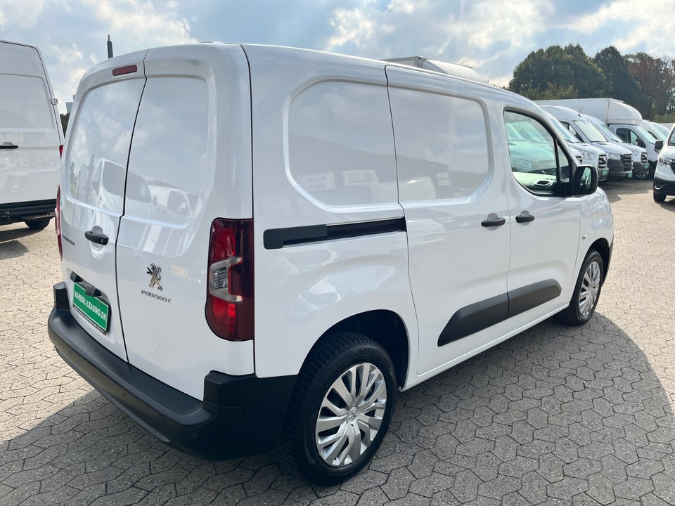 Peugeot Partner 1,5 BlueHDi 100 L1V1 Plus Van
