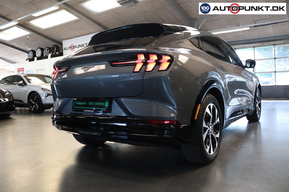 Ford Mustang Mach-E 91 Premium Extended Range AWD 5d