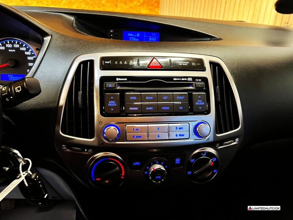 Hyundai i20 1,25 Classic XTR 5d